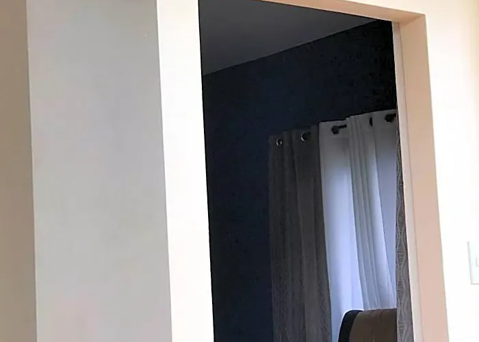 Anchorage 호텔 *